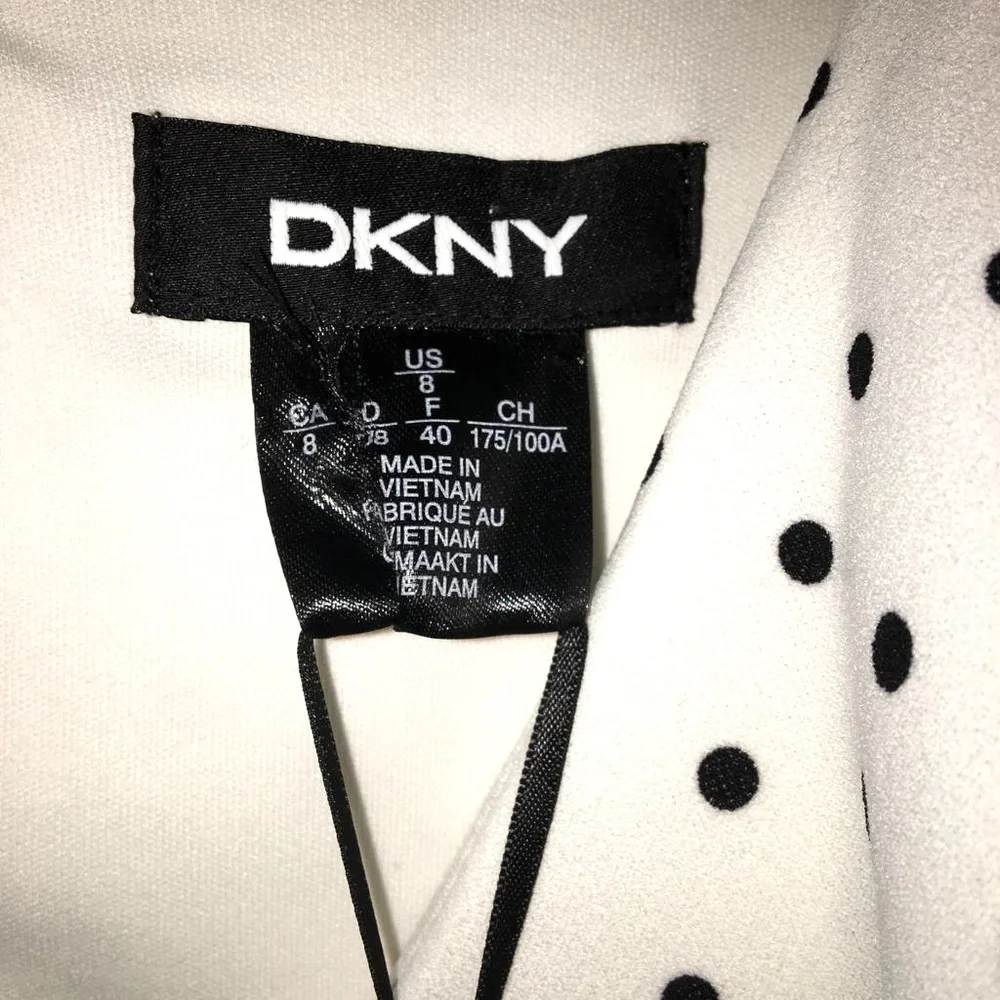 Size 8 DKNY Kate Spade ♠️ Vibes POLKA DOTS WRAP DRESS - Picture 3 of 8